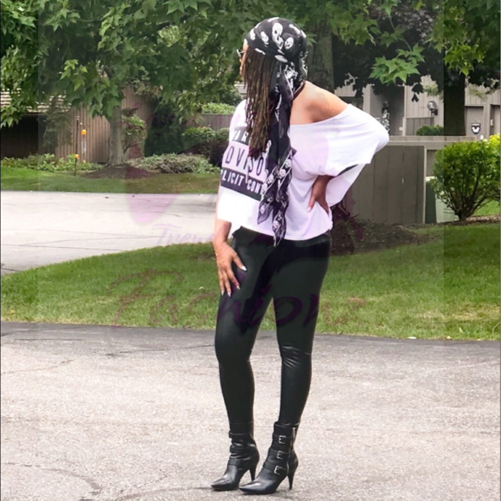 Fleece Lined Leather Leggings - Picture 3 of 8